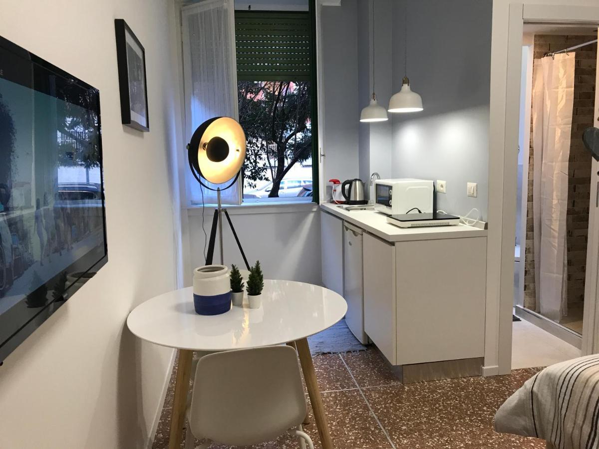 Studio 25 Apartment - Near Metro M3 Milano Exteriör bild