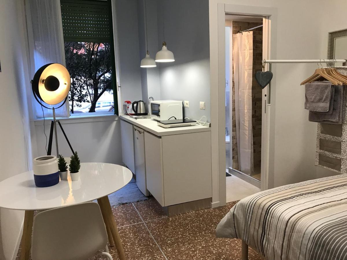Studio 25 Apartment - Near Metro M3 Milano Exteriör bild
