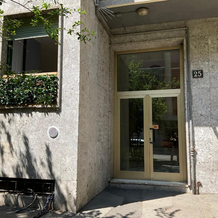 Studio 25 Apartment - Near Metro M3 Milano Exteriör bild