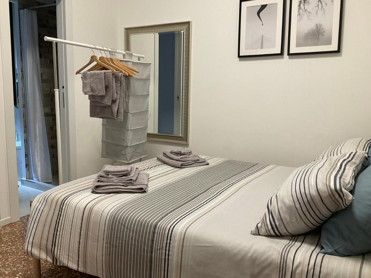 Studio 25 Apartment - Near Metro M3 Milano Exteriör bild